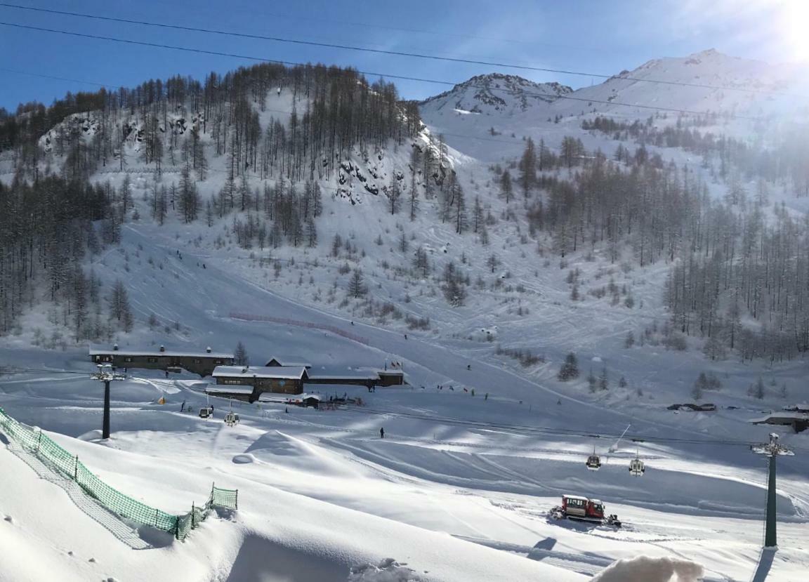 Appartement Giomein - Flat In Cervinia 50M From Slopes And City Centre à Breuil-Cervinia Extérieur photo